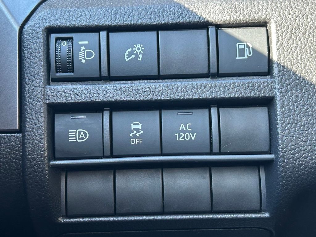 Certified 2025 Toyota Tacoma TRD Sport image 22