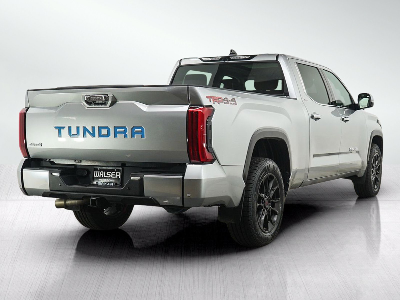 Used 2023 Toyota Tundra Limited w/ TRD Off-Road Package AWD/4WD image 7