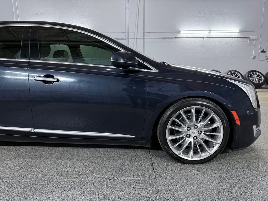 Used 2014 Cadillac XTS Platinum image 4