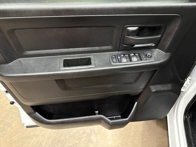 Used 2022 RAM 5500 Tradesman w/ Chrome Appearance Group AWD/4WD image 29