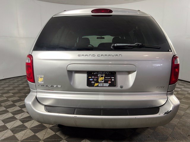 Used 2005 Dodge Grand Caravan SXT FWD image 5