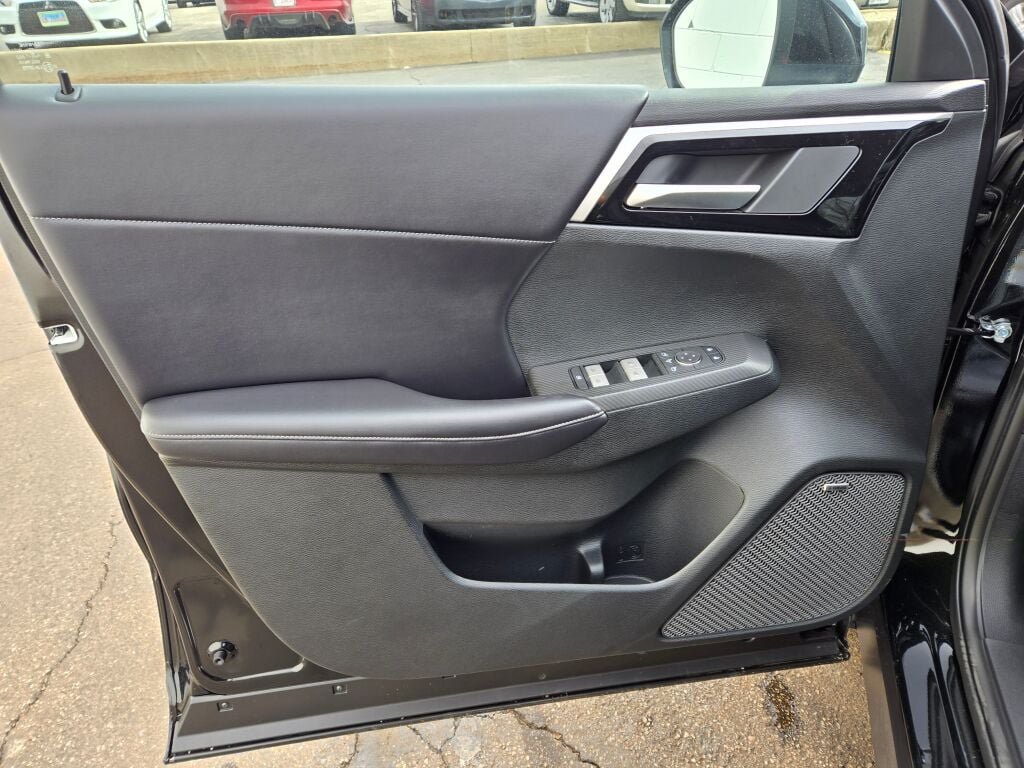 New 2026 Mitsubishi Outlander SE AWD/4WD image 18