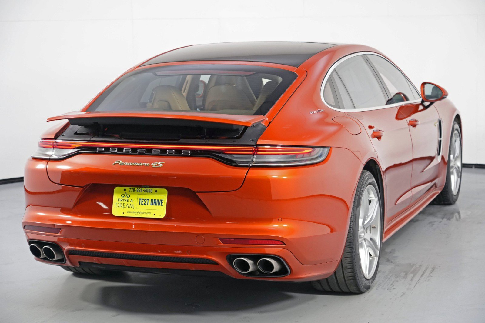 Used 2022 Porsche Panamera 4S Executive image 57