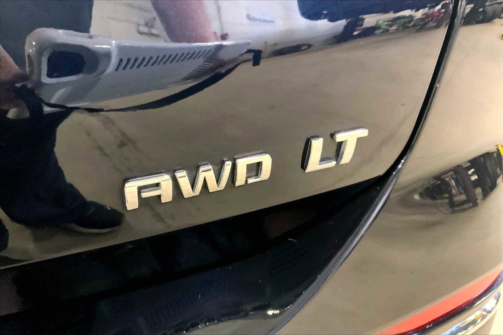 Used 2020 Chevrolet Equinox LT image 9