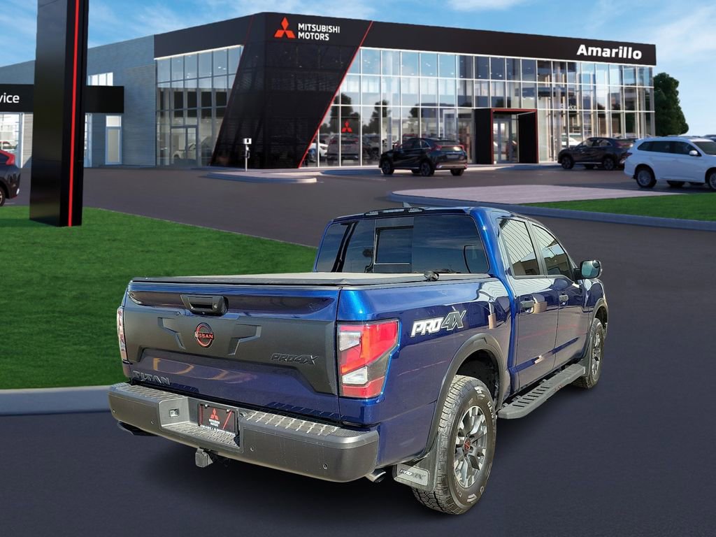 Used 2024 Nissan Titan PRO-4X w/ Pro-4x Convenience Package image 3