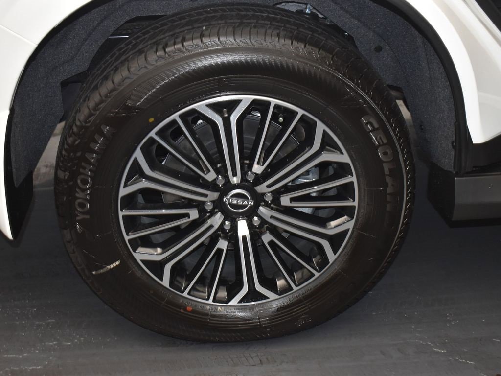 New 2026 Nissan Armada Platinum image 5