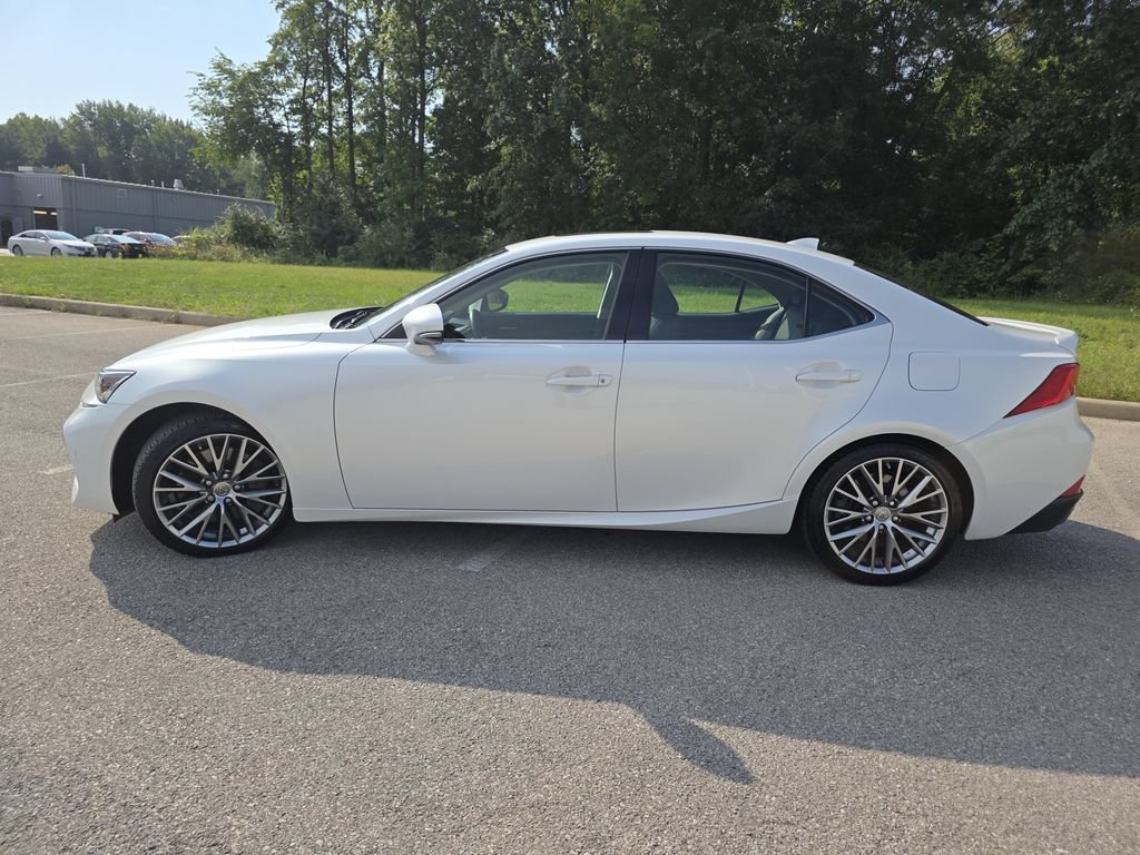 Used 2018 Lexus IS 300 AWD w/ Premium Package image 6