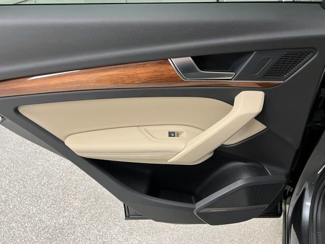 Used 2022 Audi Q5 2.0T Premium Plus image 39