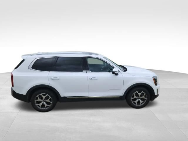 Used 2021 Kia Telluride EX image 2