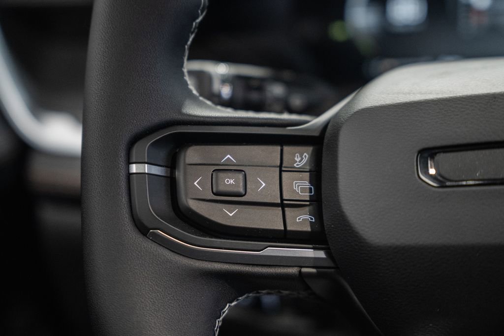 New 2026 Jeep Cherokee Overland w/ Advanced Pro Tech Group image 29