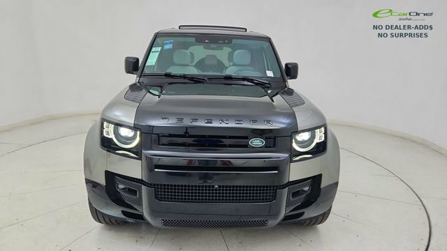 Used 2025 Land Rover Defender 110 X image 12