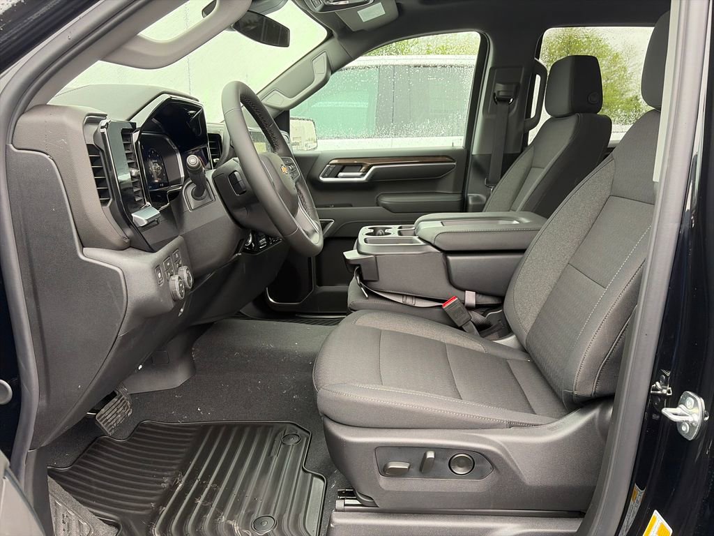 New 2026 Chevrolet Silverado 1500 LT AWD/4WD image 12