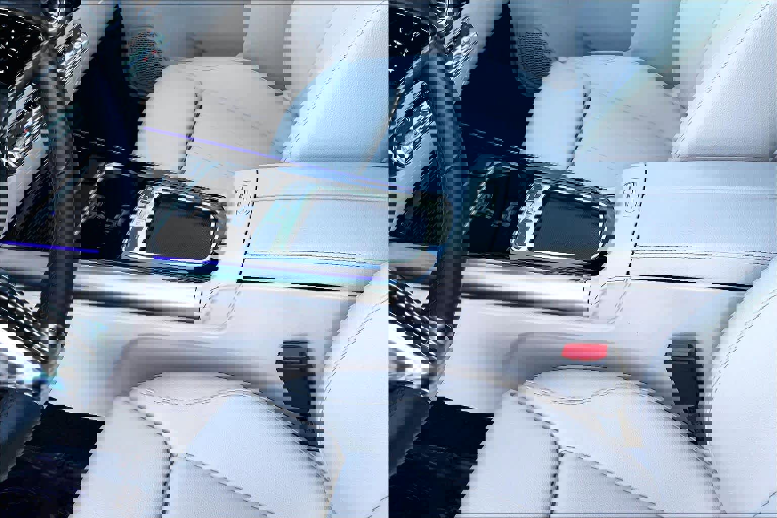 Used 2025 Mercedes-Benz GLA 250 image 16