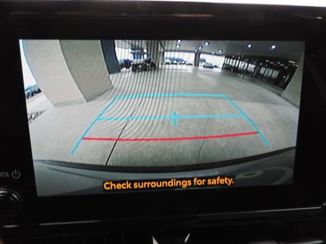 Used 2024 Toyota Corolla Cross SE image 33