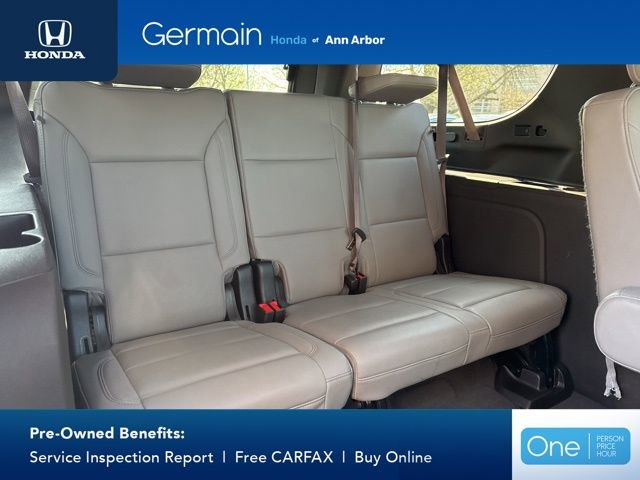 Used 2024 Chevrolet Suburban Z71 w/ Luxury Package AWD/4WD image 17