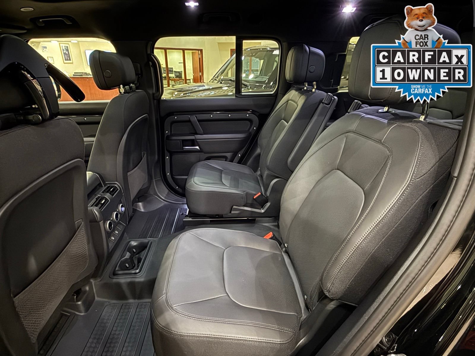 New 2025 Land Rover Defender 130 V8 AWD/4WD image 17