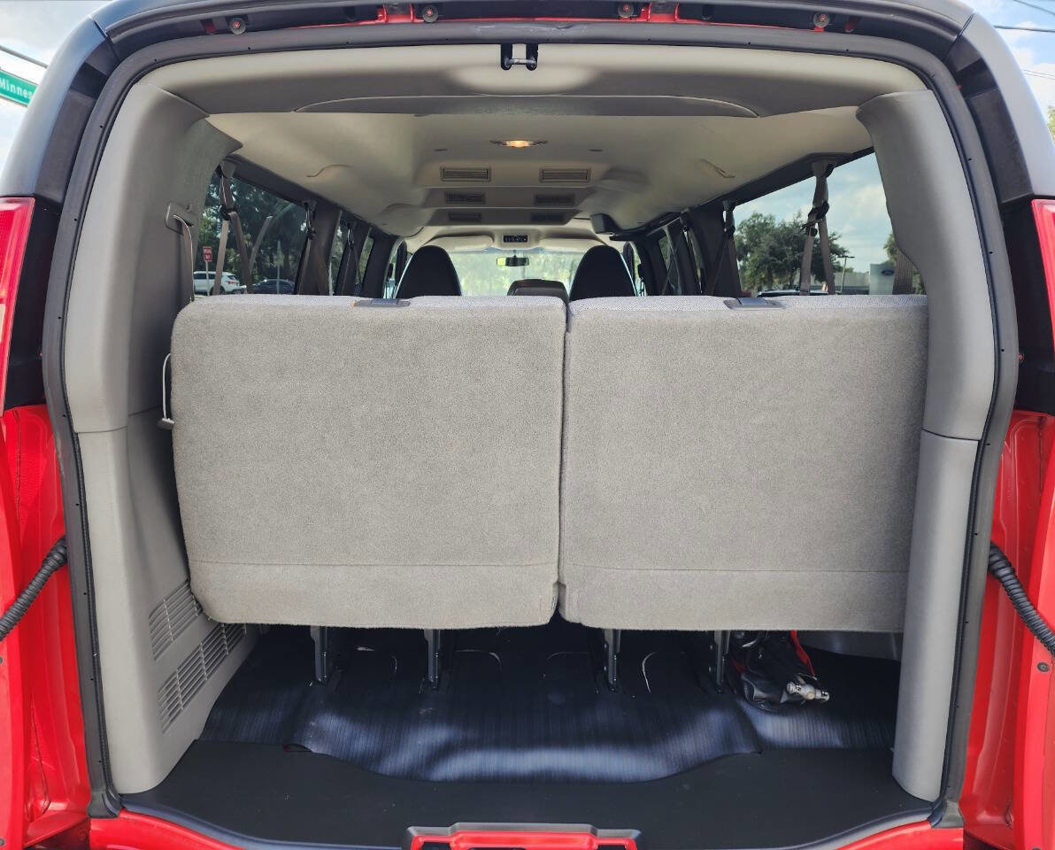 Used 2014 Chevrolet Express 3500 LS image 40