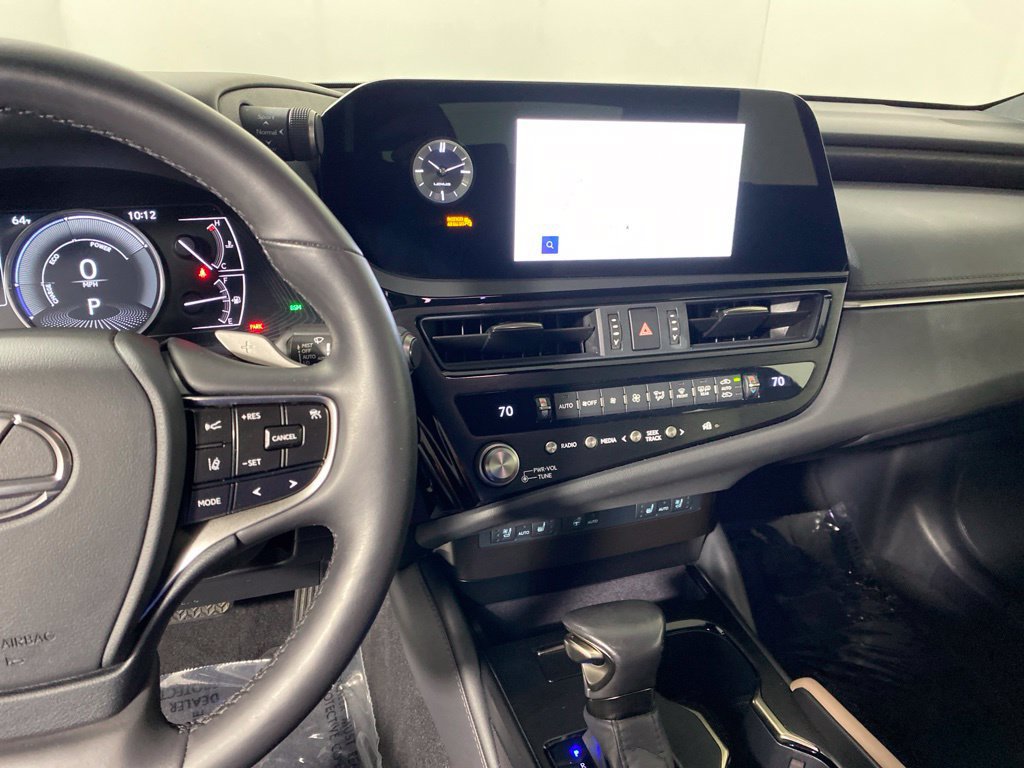 Certified 2025 Lexus ES 300h w/ Premium Package FWD image 17