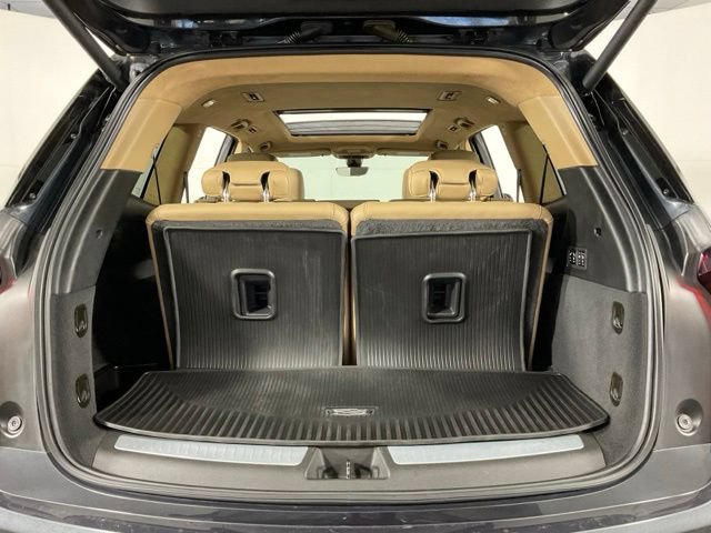 Used 2021 Cadillac XT6 Premium Luxury w/ Platinum Package AWD/4WD image 32
