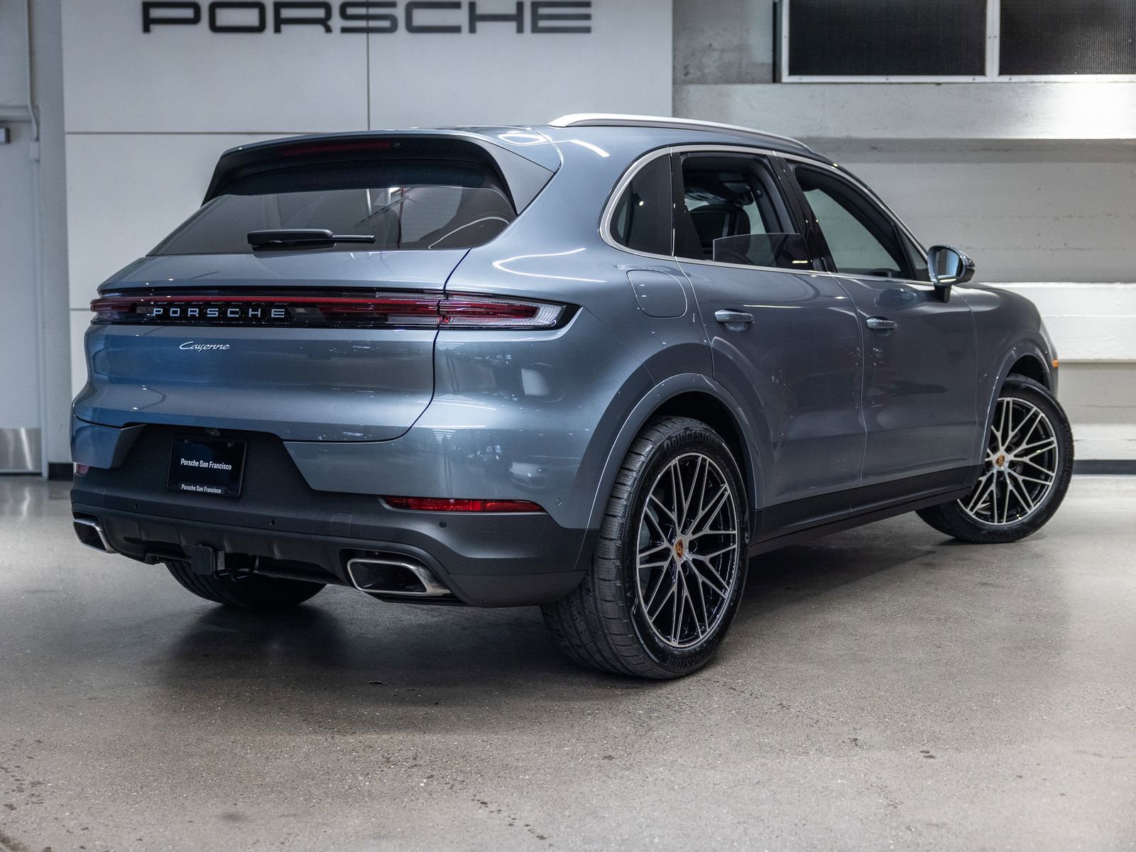New 2026 Porsche Cayenne image 25