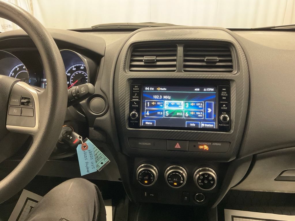 Used 2024 Mitsubishi Outlander Sport ES AWD/4WD image 22