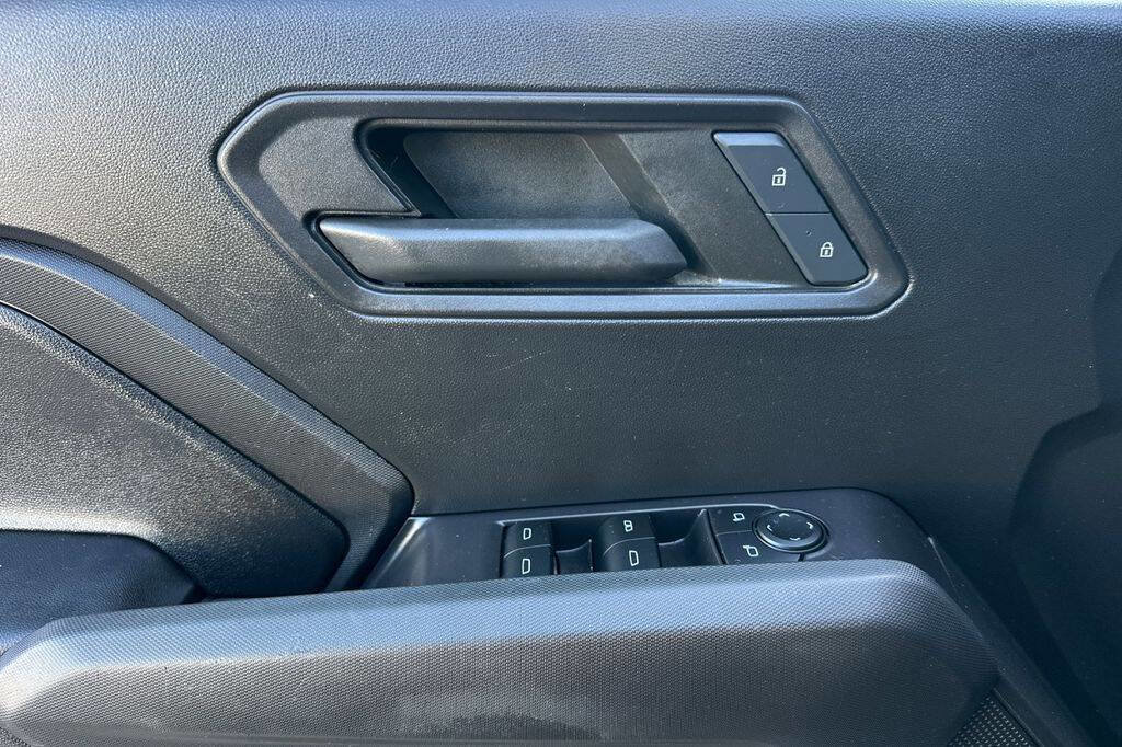 Used 2023 Chevrolet Colorado Trail Boss w/ Advanced Trailering Package image 11