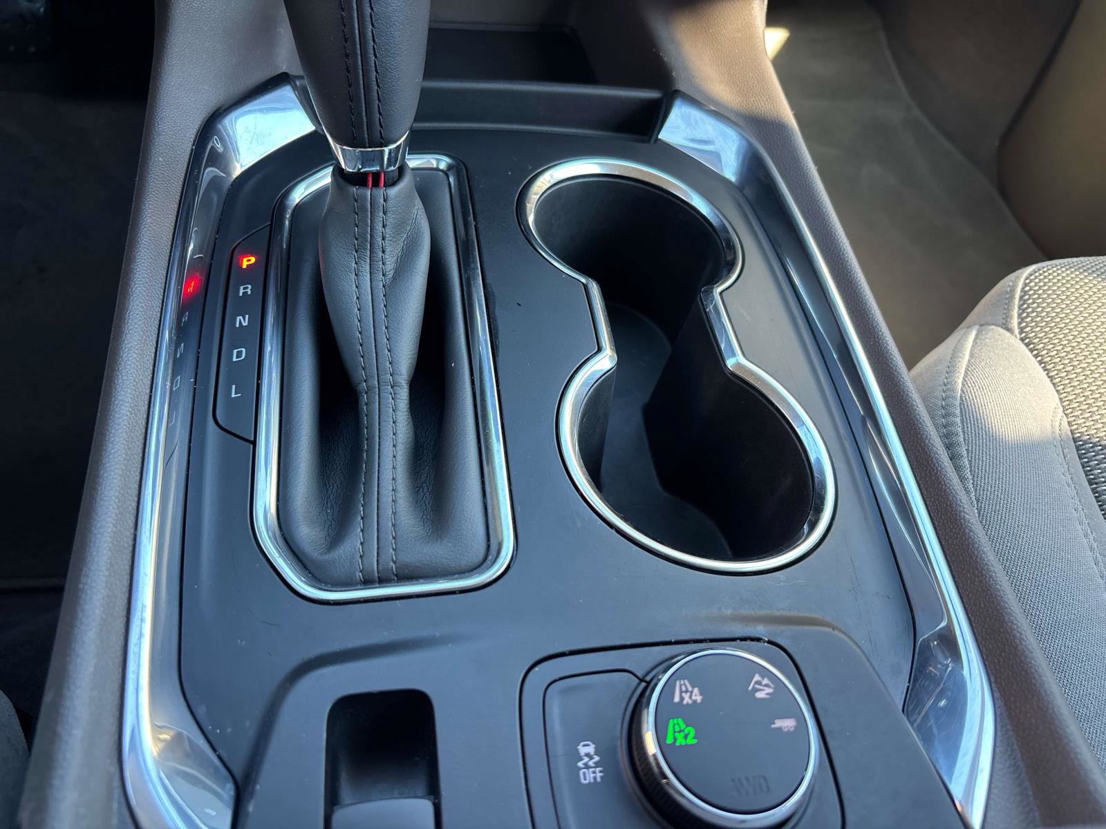 Used 2019 Chevrolet Traverse LT image 18