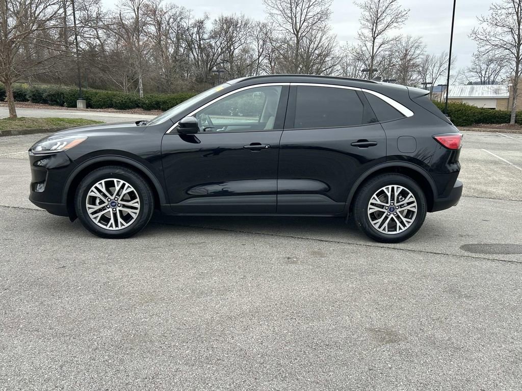 Used 2021 Ford Escape SEL w/ Technology Package image 4