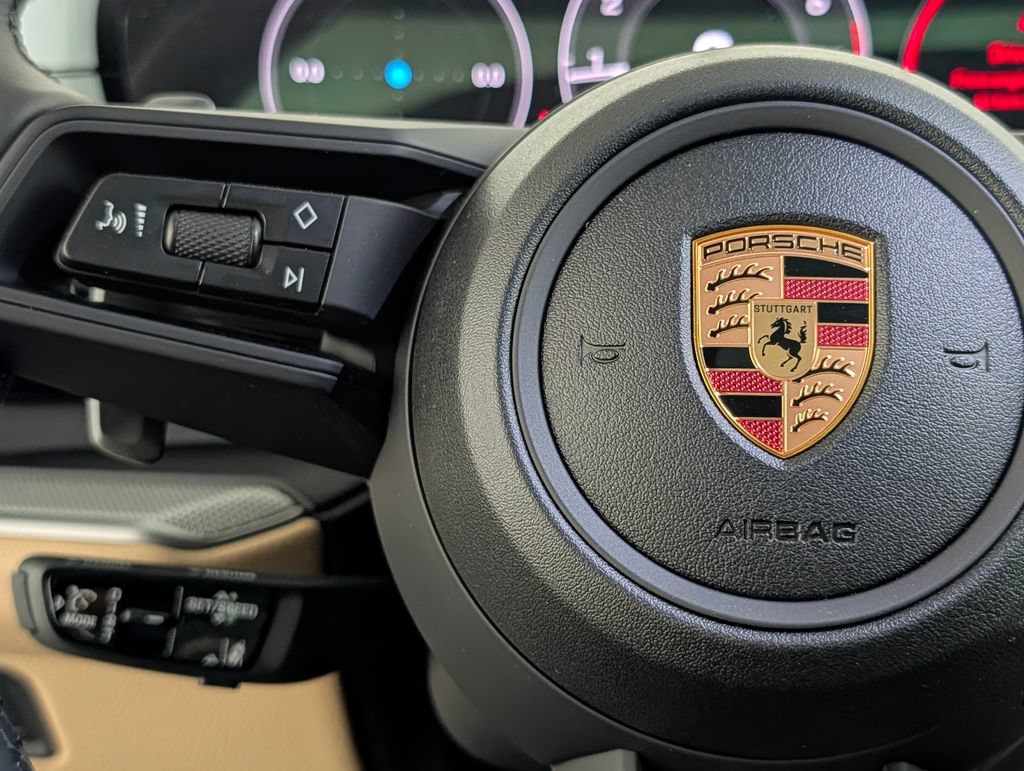 New 2026 Porsche Cayenne AWD/4WD image 38