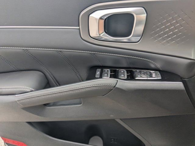 Used 2024 Kia Sorento SX image 22