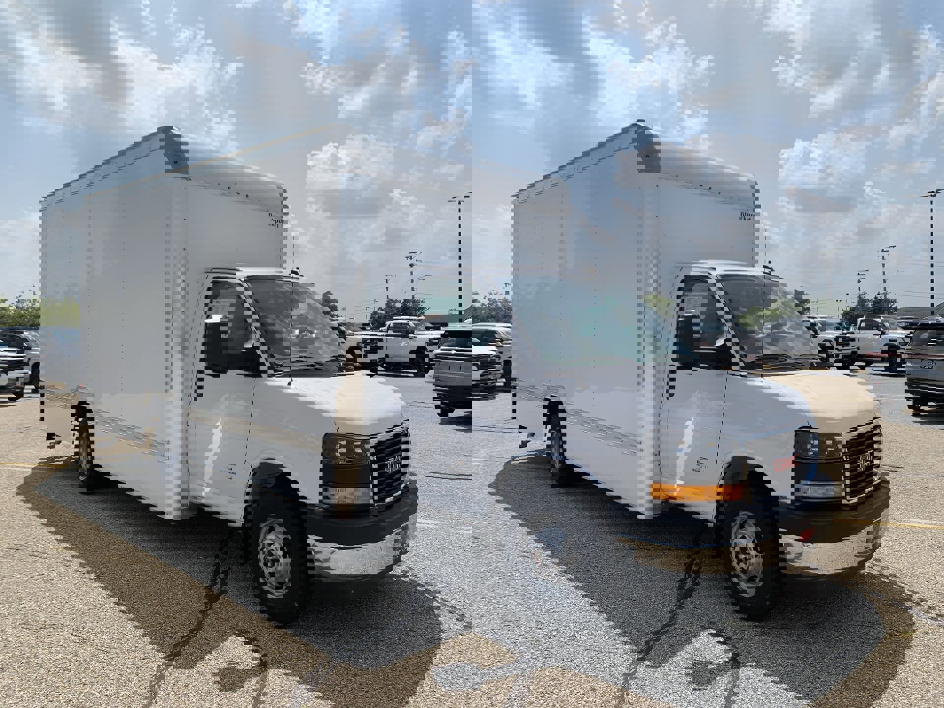 New 2024 GMC Savana 4500 w/ Power Convenience Package image 23