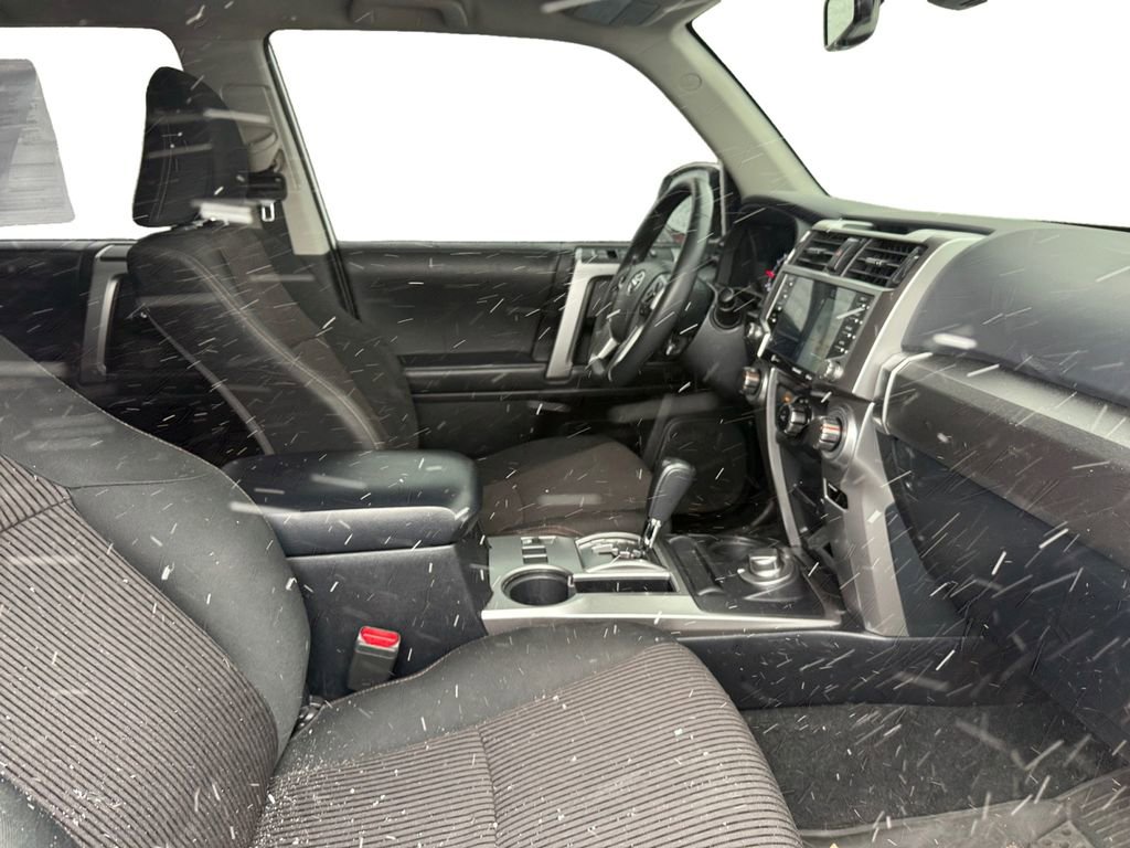 Used 2022 Toyota 4Runner Trail Special Edition AWD/4WD image 7