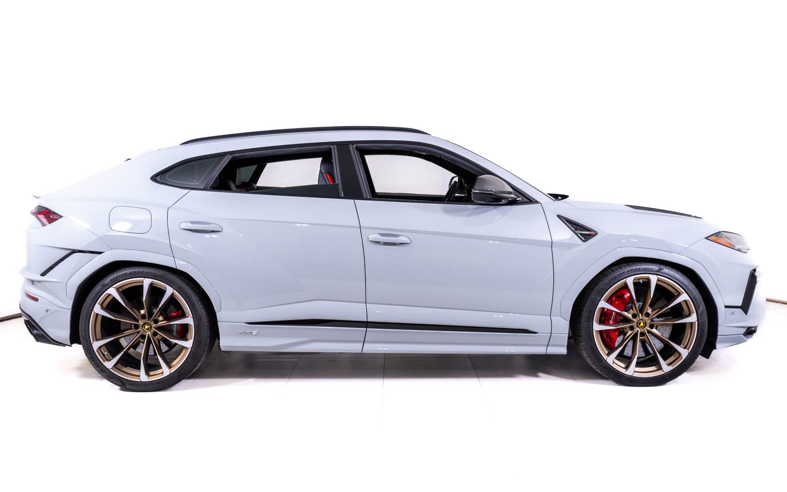 Used 2023 Lamborghini Urus S AWD/4WD image 6