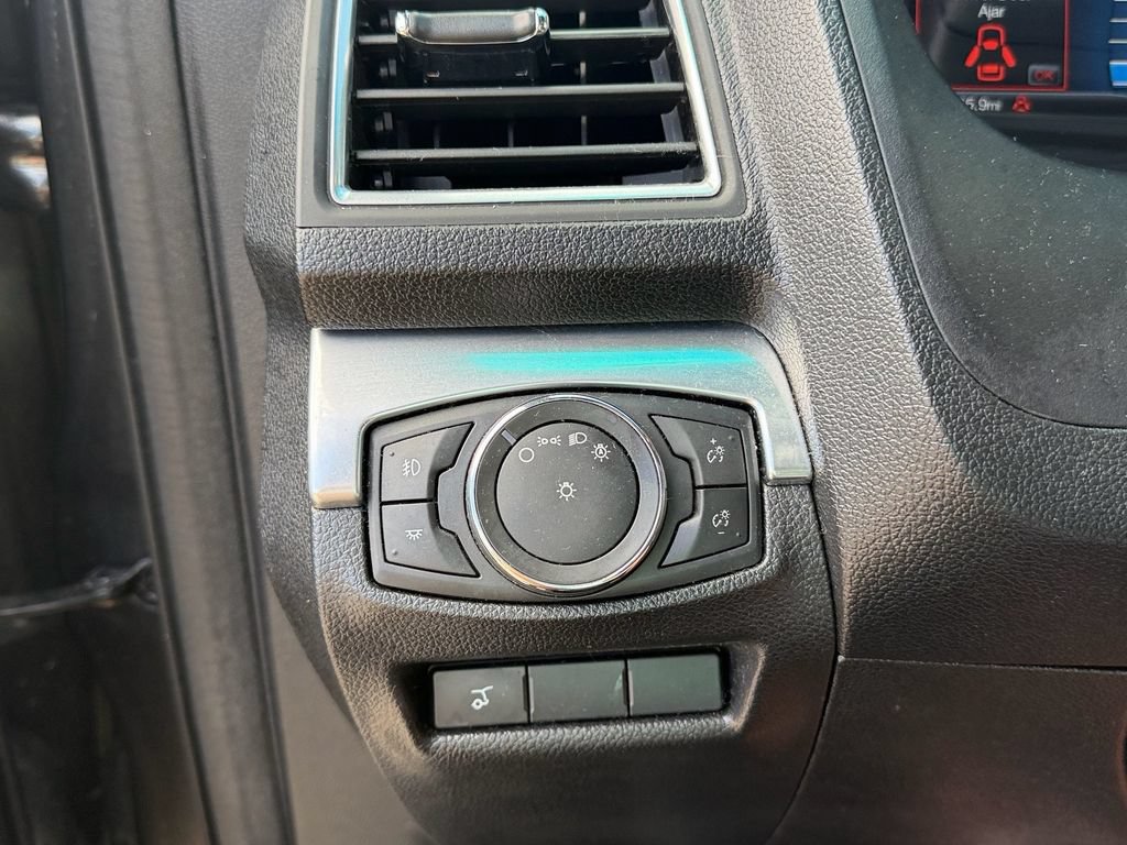 Used 2017 Ford Explorer Limited FWD image 27