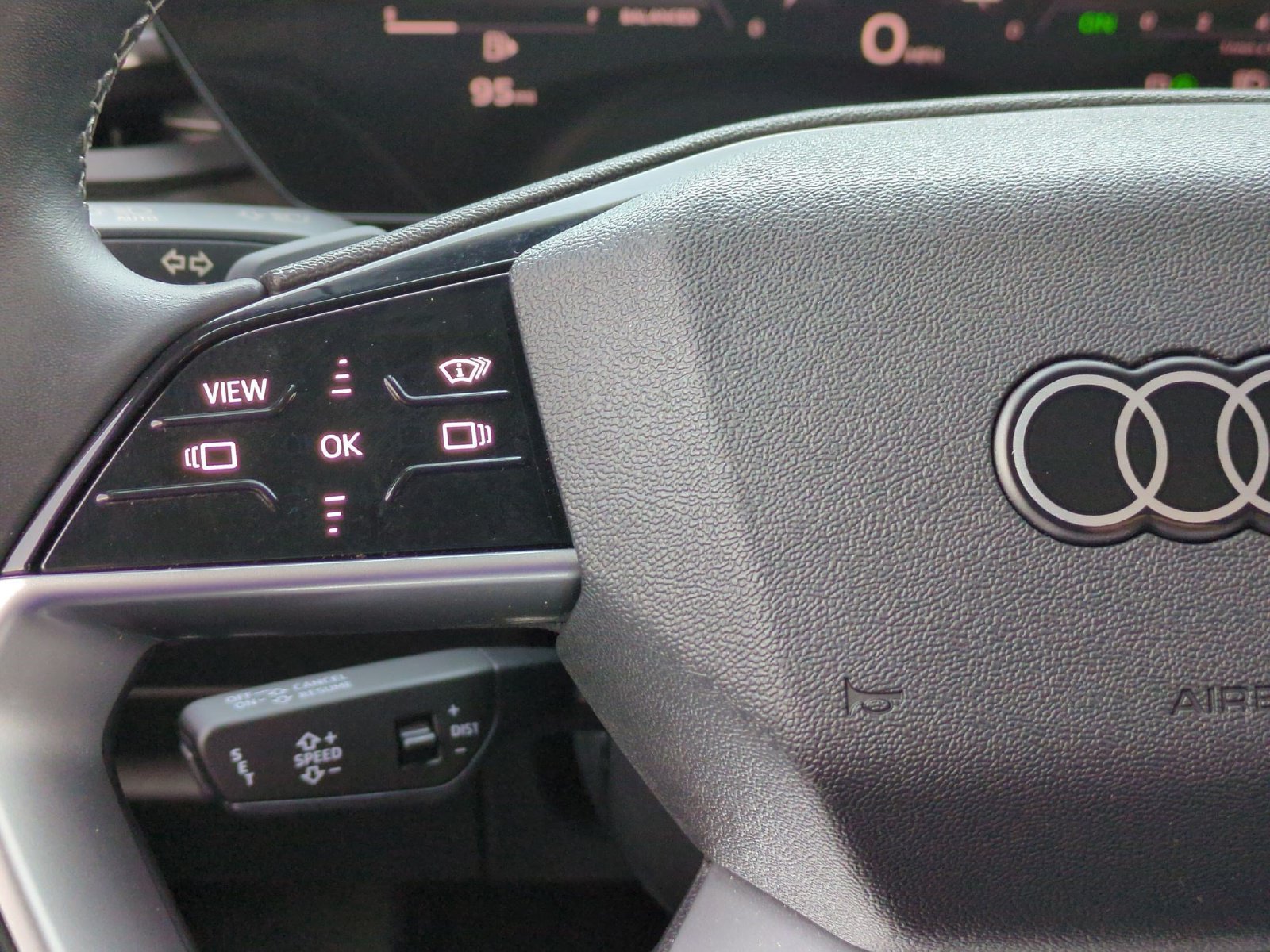 Used 2025 Audi Q5 Premium Plus w/ Premium Plus AWD/4WD image 10