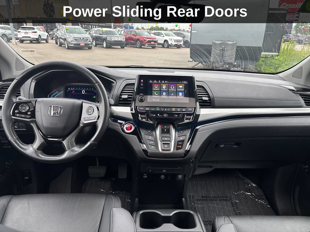 Used 2023 Honda Odyssey Touring image 16