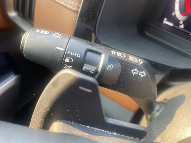Used 2022 Nissan Pathfinder Platinum w/ Cargo Package image 19