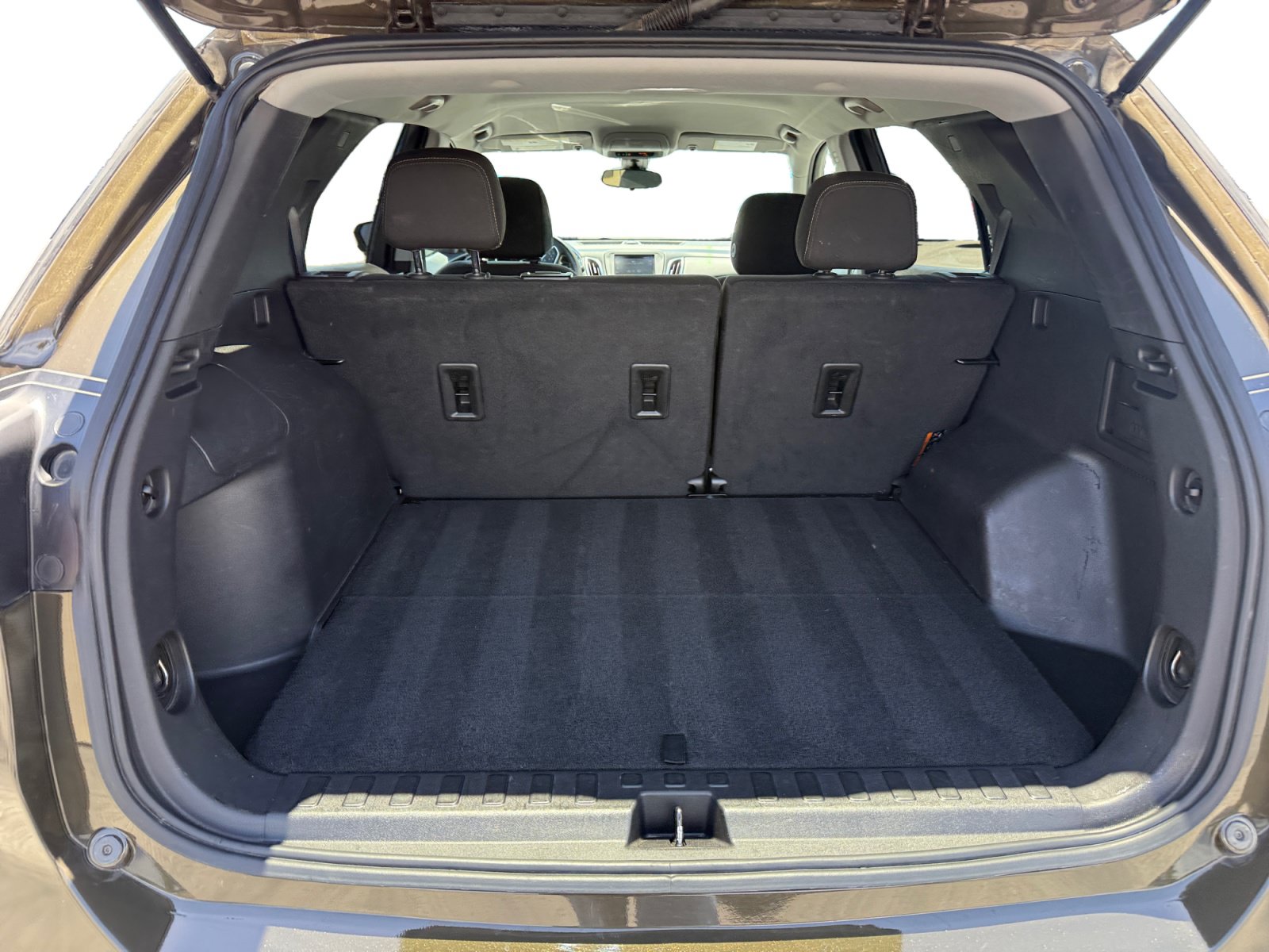 Used 2023 Chevrolet Equinox LT FWD image 17