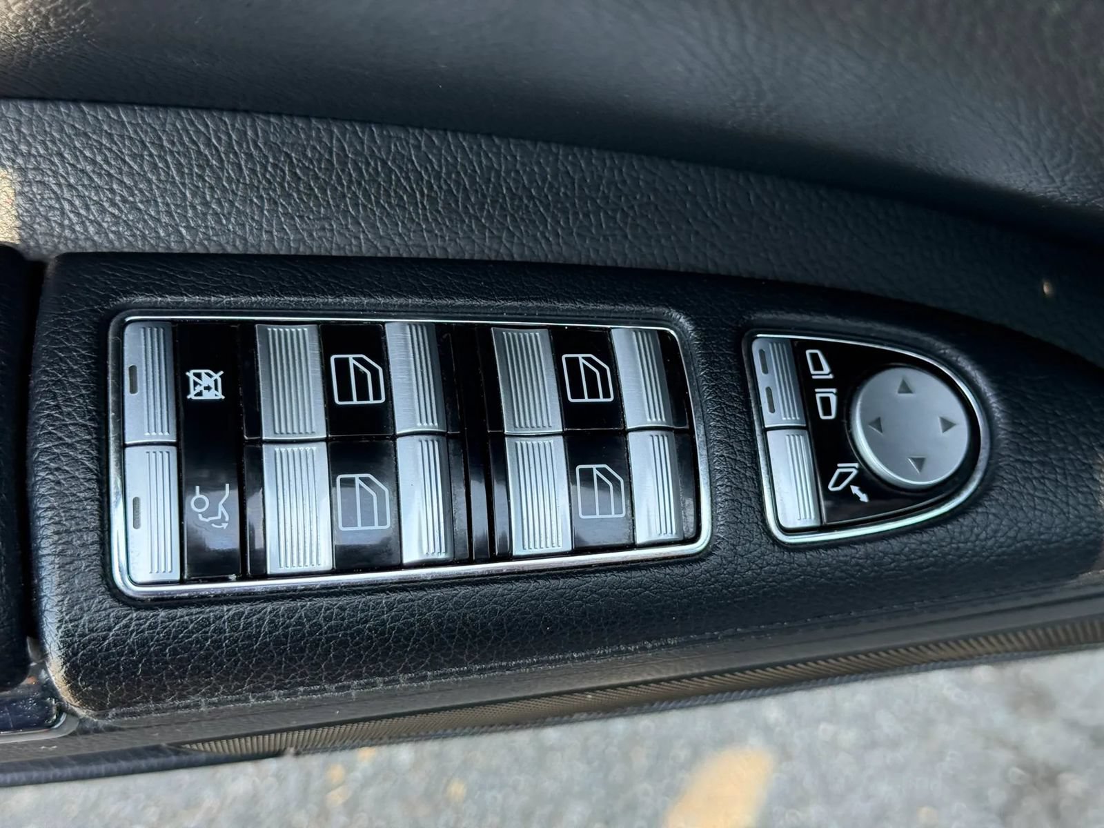 Used 2007 Mercedes-Benz S 550 image 14