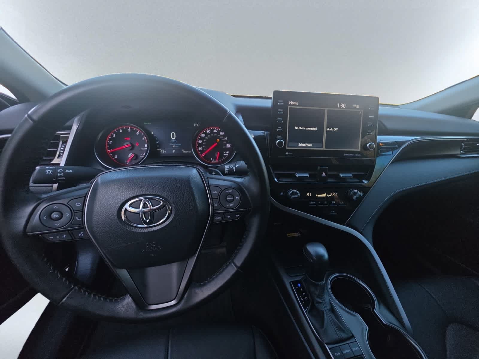 Used 2023 Toyota Camry XSE FWD image 6
