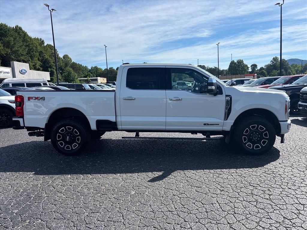 Used 2023 Ford F250 Platinum AWD/4WD image 9