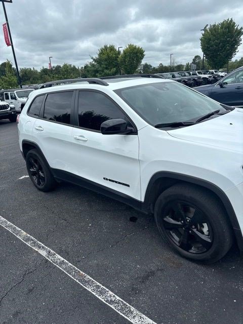 Used 2023 Jeep Cherokee Altitude Lux w/ Lux Elite Package AWD/4WD image 4