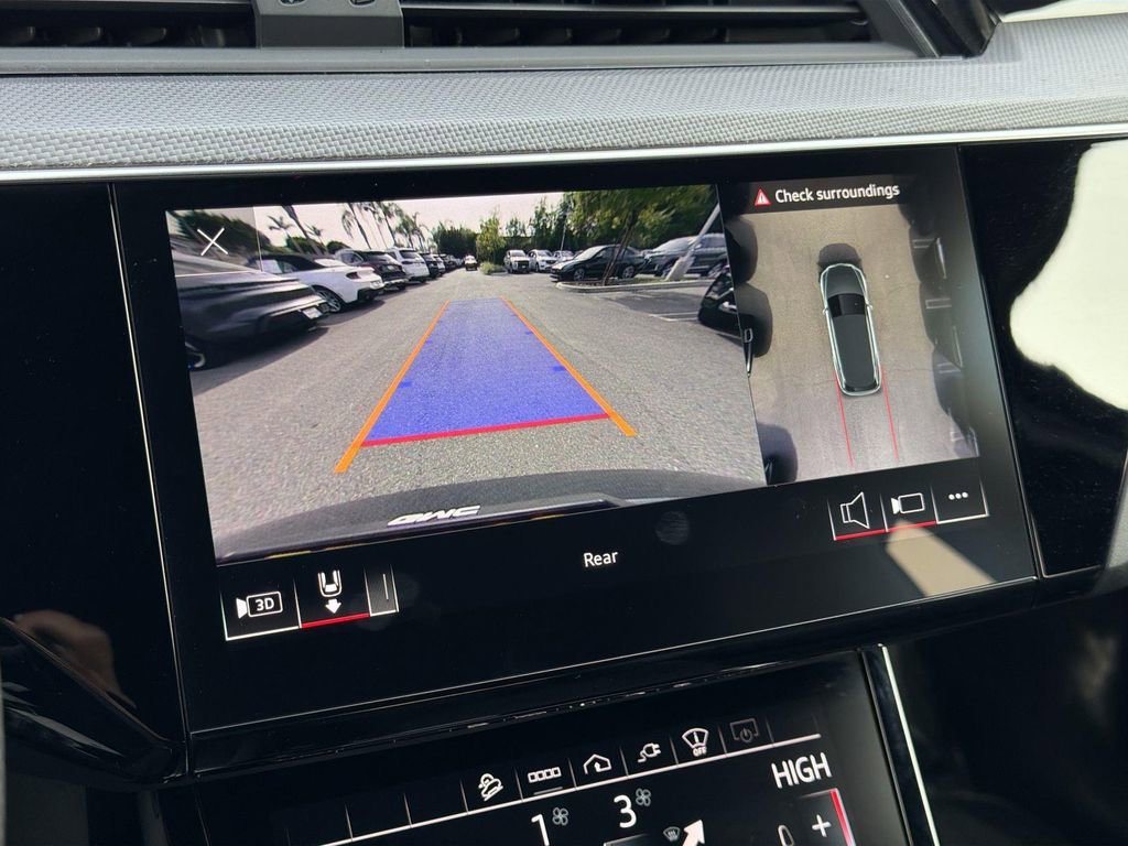 Used 2022 Audi e-tron S Prestige w/ Prestige Package image 14