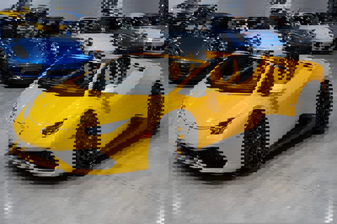 Used 2016 Lamborghini Huracan LP 610-4 image 2