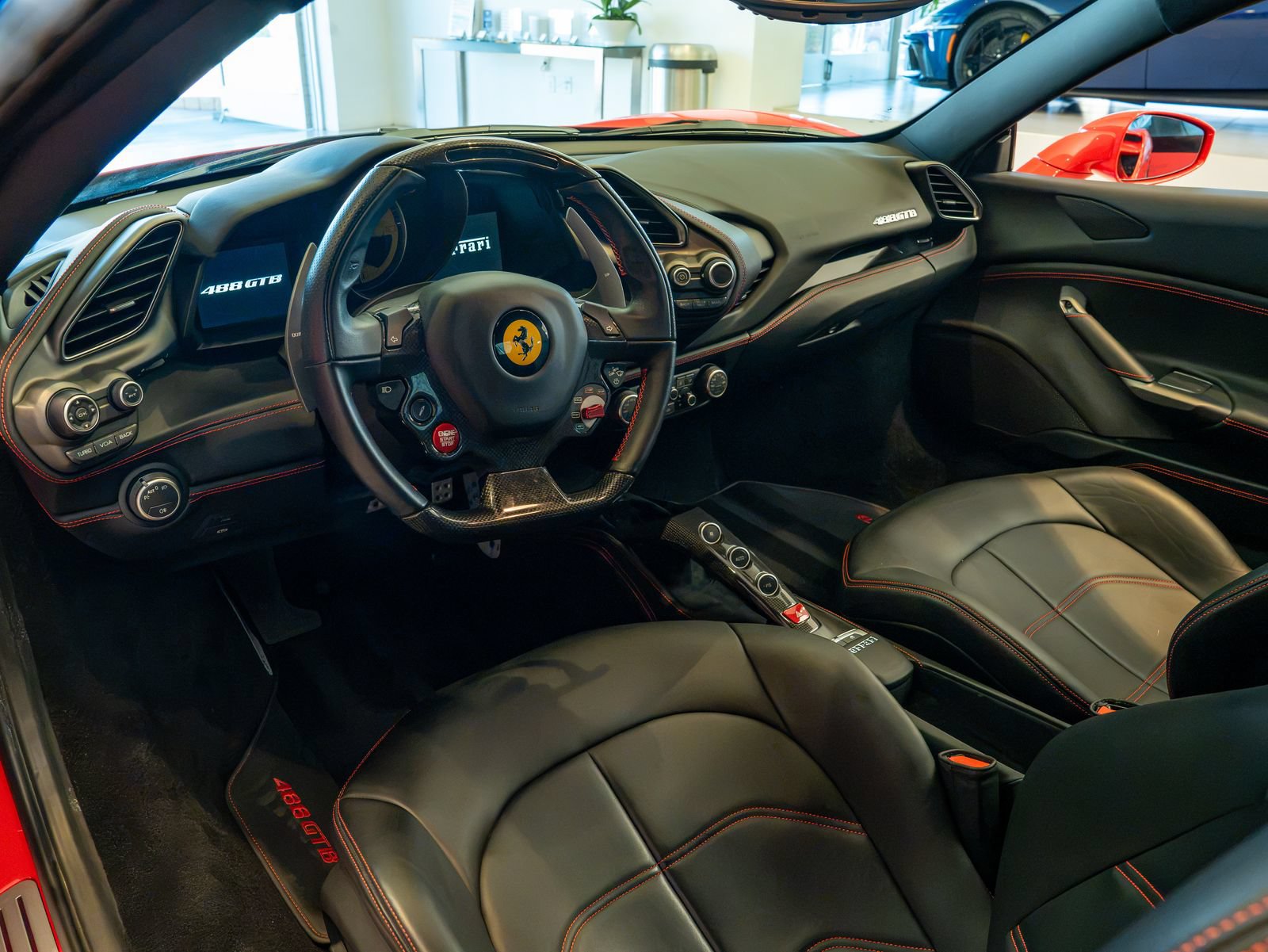 Used 2019 Ferrari 488 GTB RWD image 9