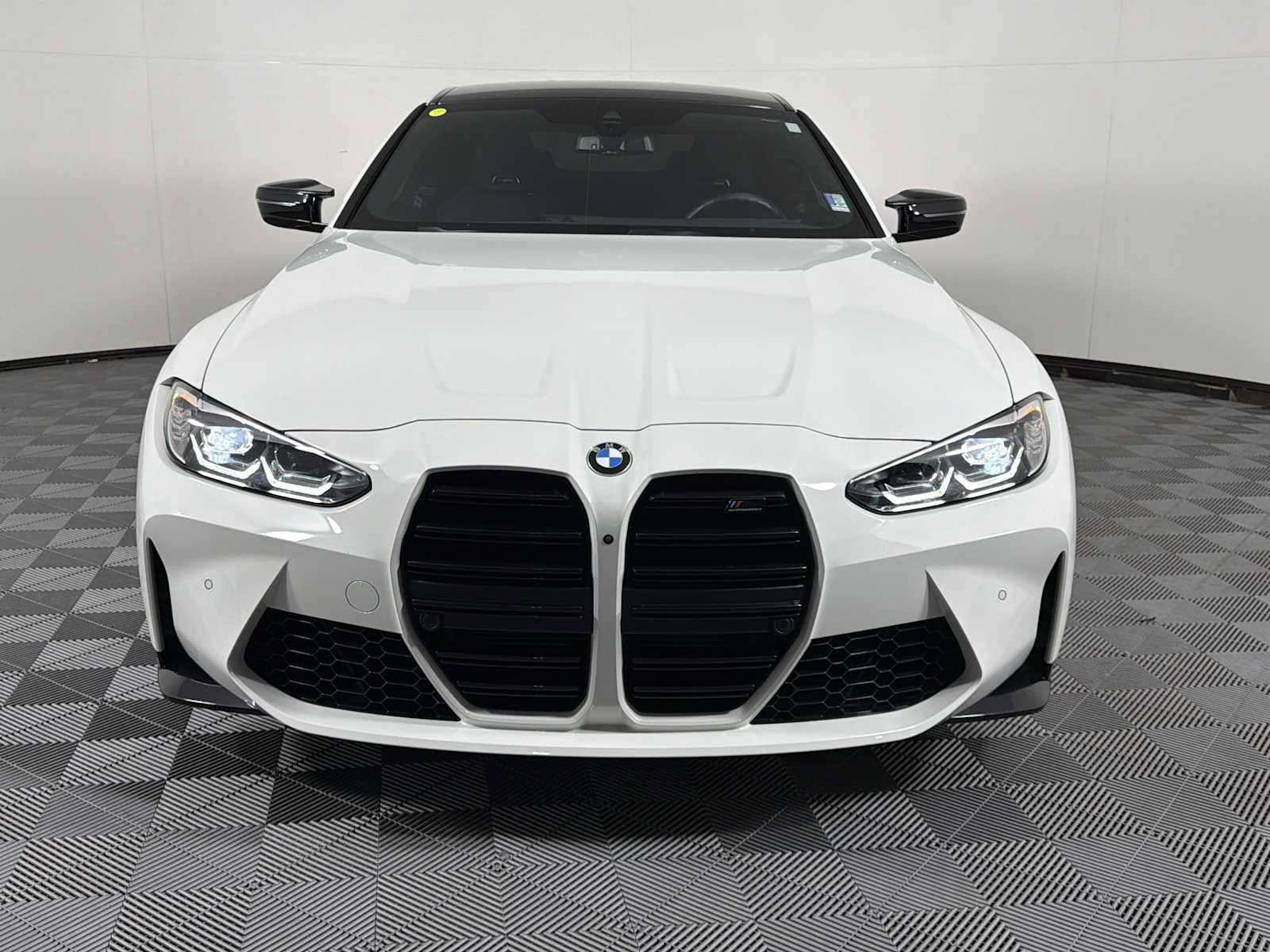 Used 2024 BMW M4 Competition w/ Executive Package RWD image 2