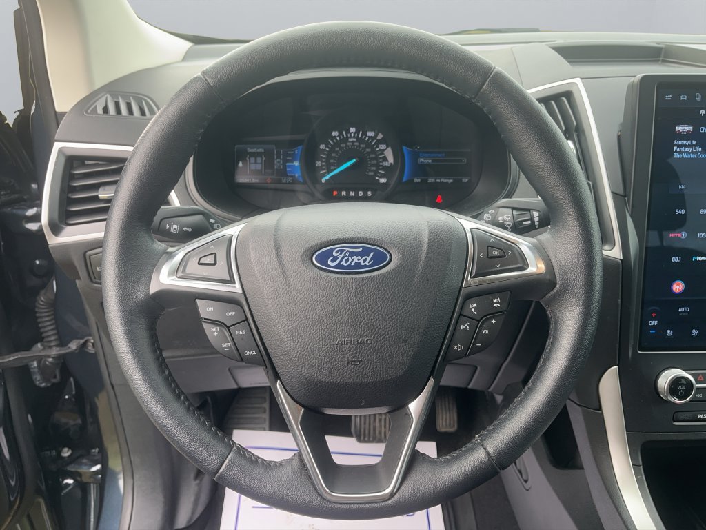 Used 2024 Ford Edge SEL w/ Convenience Package AWD/4WD image 16