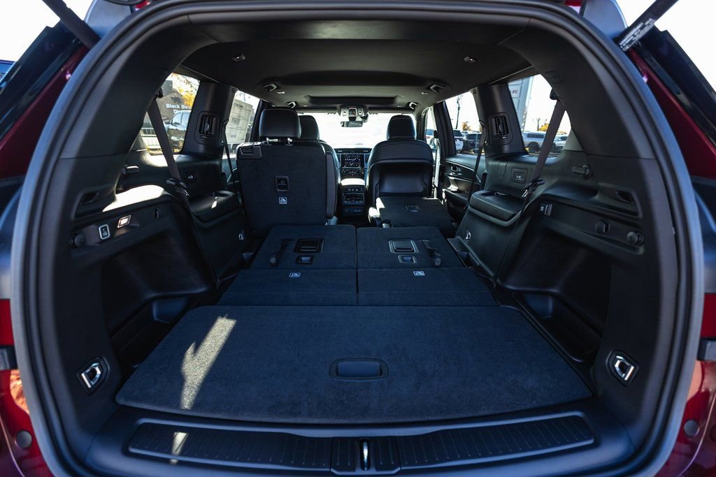 New 2025 Jeep Grand Cherokee L Altitude image 33