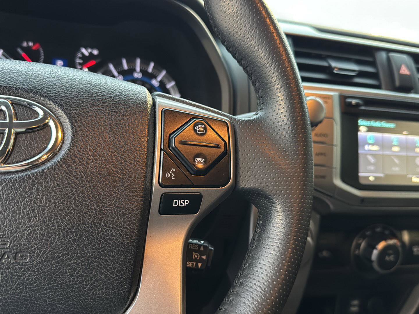 Used 2017 Toyota 4Runner SR5 image 19