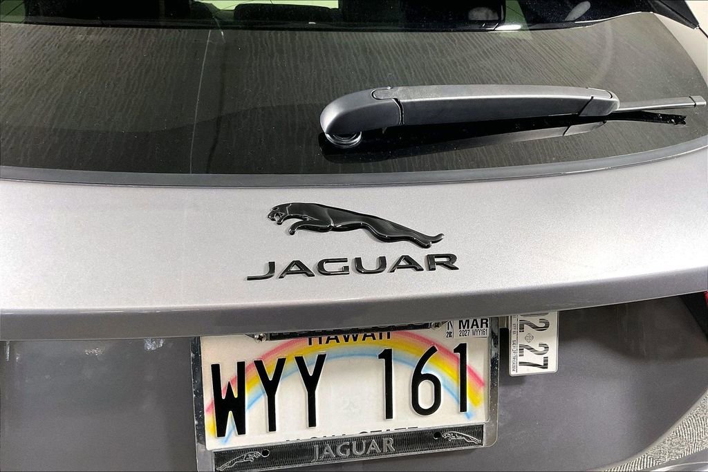 Used 2024 Jaguar E-PACE R-Dynamic SE image 7